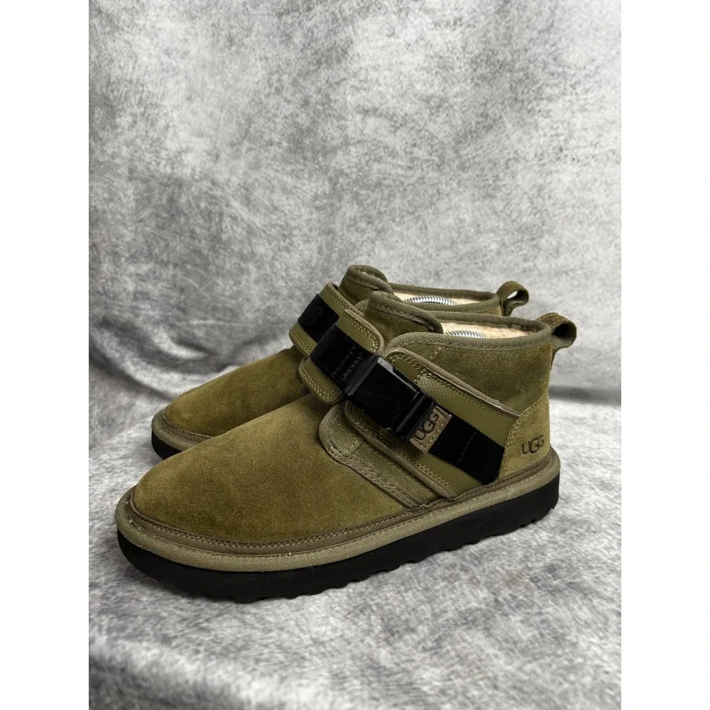 UGG Neumel Boot Snapback Low Strap Suede Shearling Lined Slip-On in Green Size 8